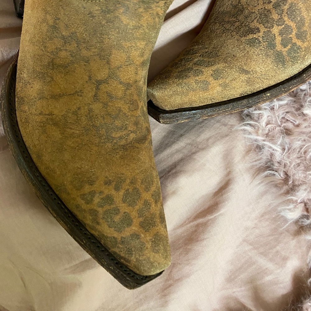 Old Gringo Leopardito tall boots NWOB - Picture 4 of 8